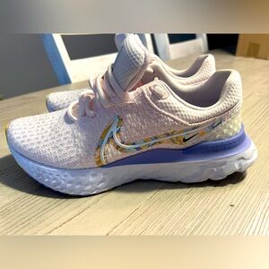 Nike React Infinity 3 Premium Women's Road Running Shoes size 8 light pink